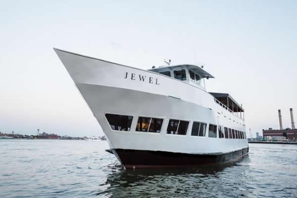 Jewel Boat